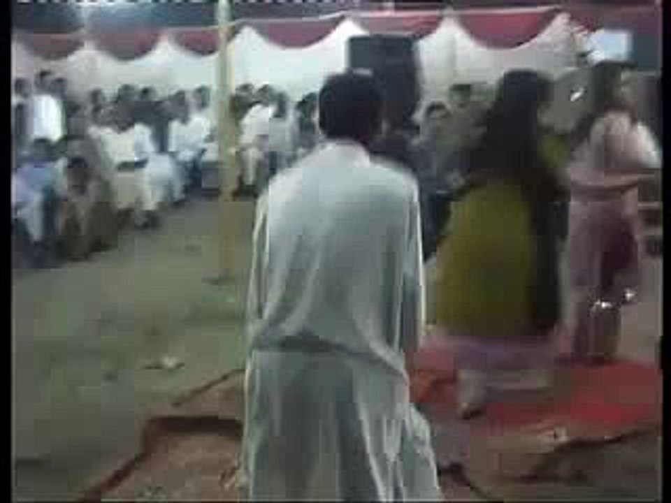 Pashto Dance By Funny Man