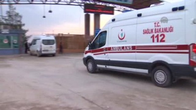 Rus Savaş Uçaklarının Halep'e Düzenlediği Saldırıda Yaralanan Suriyeliler Türkiye'ye Getirildi