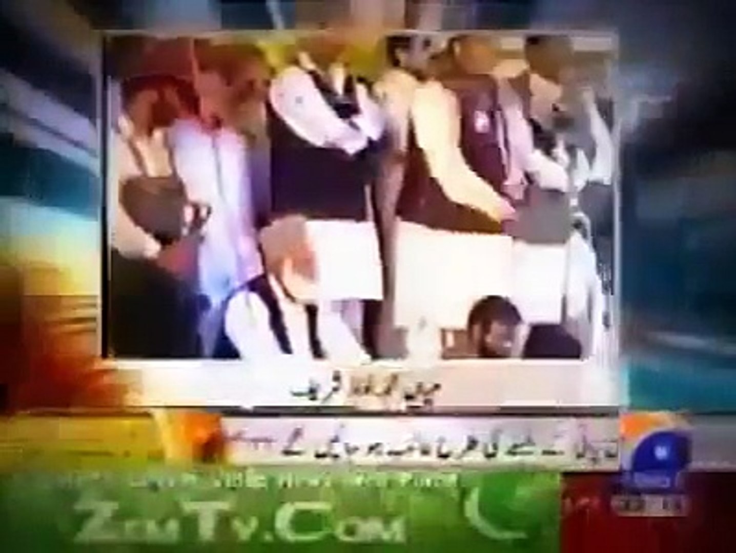 ⁣Pakistani Politicians Scandal - Pakistani Politicians Fighting