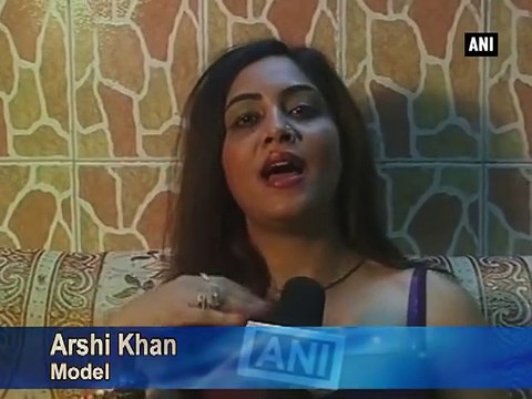 Fatwa against model Arshi Khan for saying she had sex with Afridi, files police complaint