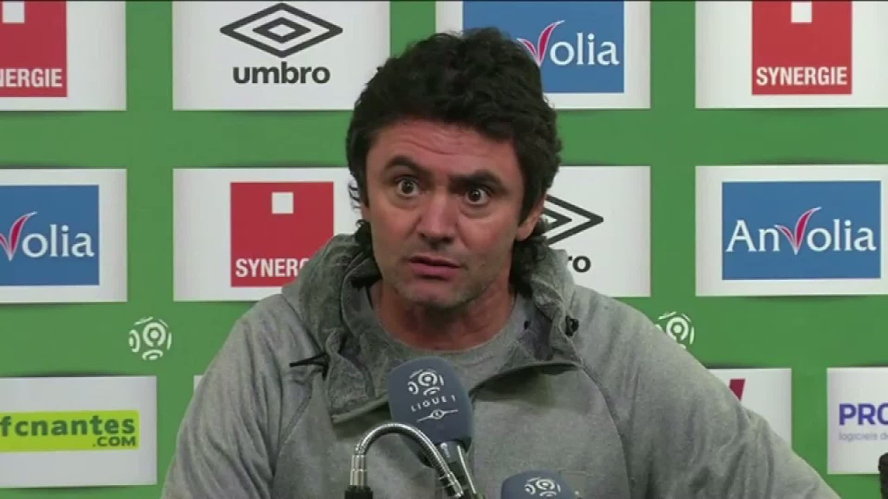 Foot - L1 - FCL : Ripoll «Une déroute collective»