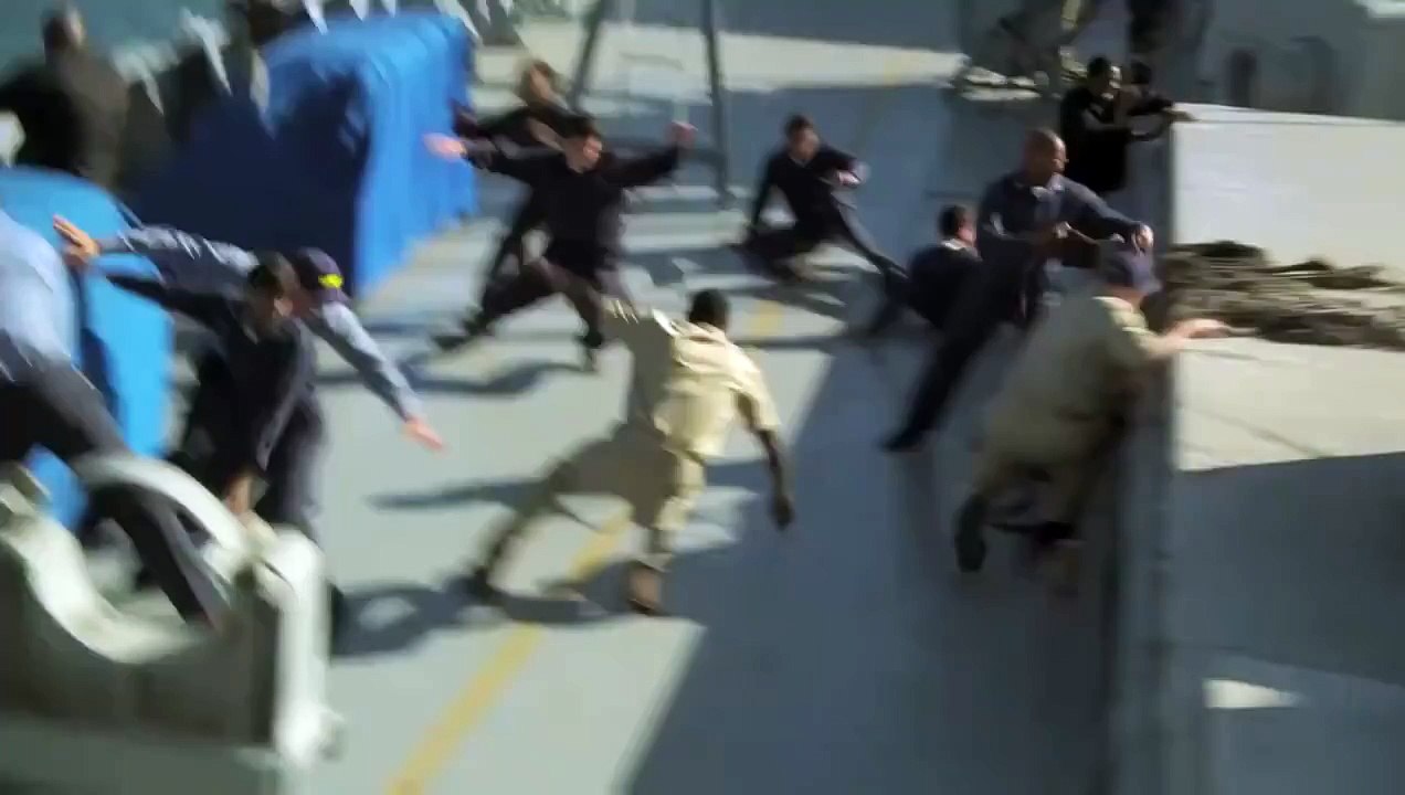 Mega Shark vs. Crocosaurus (2010) (V) Trailer