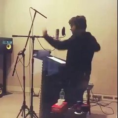 Fawad Afzal Khan caught on camera in a jolly mood while dancing