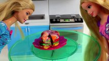 Куклы Барби Принцессы Диснея Сумасшедшая Кухня мультик с игрушками игры для детей