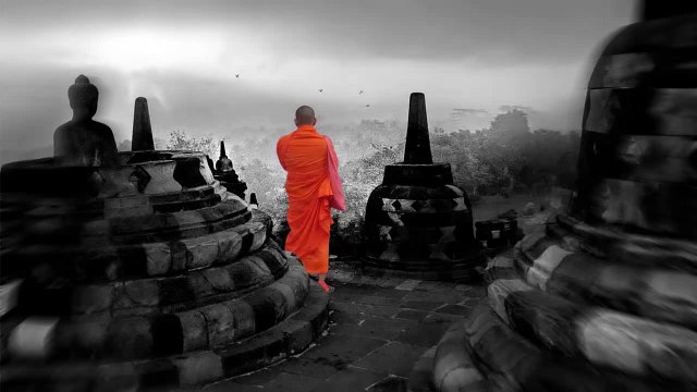 Buddhist Meditation Music for Positive Energy: Buddhist Thai Monks Chanting Healing Mantra