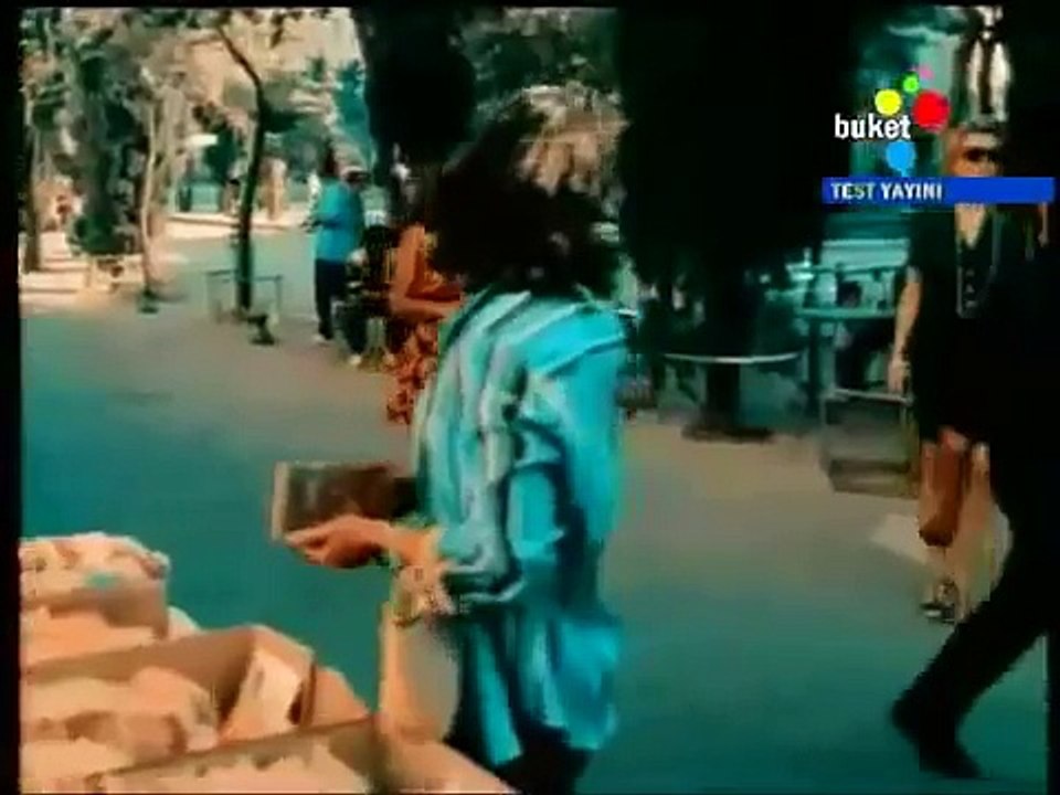 Kiss Kiss -Tarkan Şımarık