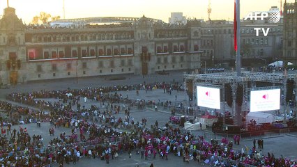 Mexicanos salen a las calles a encontrarse con el papa
