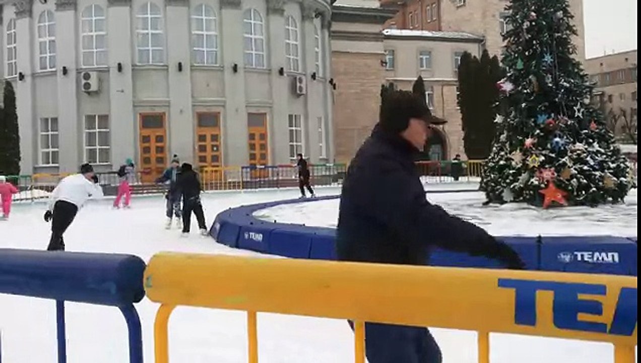 Катание на коньках(14)