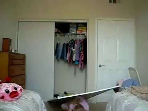 Closet Door Falls On Little Girl On The Channing Show Fail