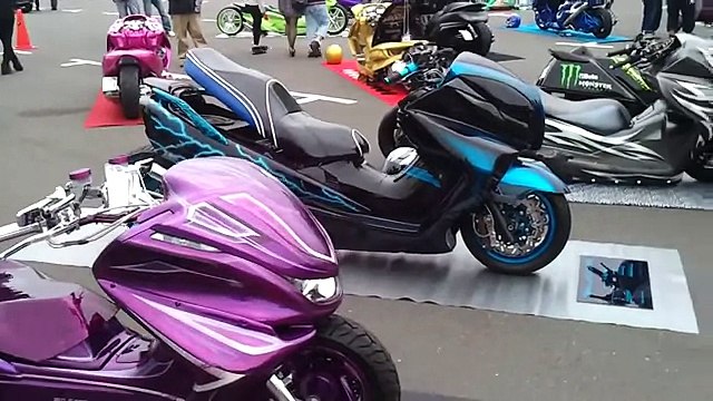 Японская выставка скутер тюнинга BIG SCOOTER