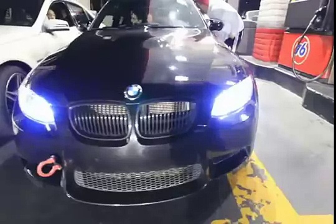 Уличные гонки - BMW M3 vs Mercedes C63 AMG
