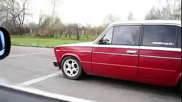 Уличные гонки ВАЗ 2101 против БМВ, Тазы валят