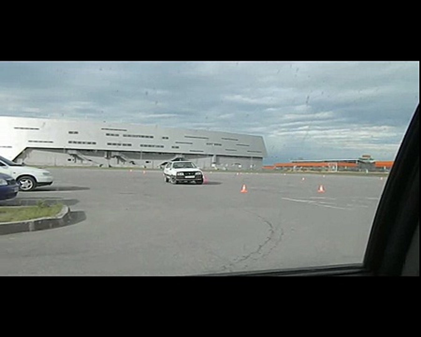 Фигурное вождение Лада Клуб Омск