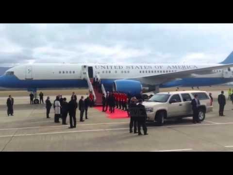 PA KOMENT: John Kerry takon Presidentin Nishani në Rinas - Top Channel Albania - News - Lajme