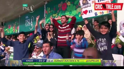 Check Out Rreaction of Viv Richard on Ahmad Shahzad's Catch of Malik