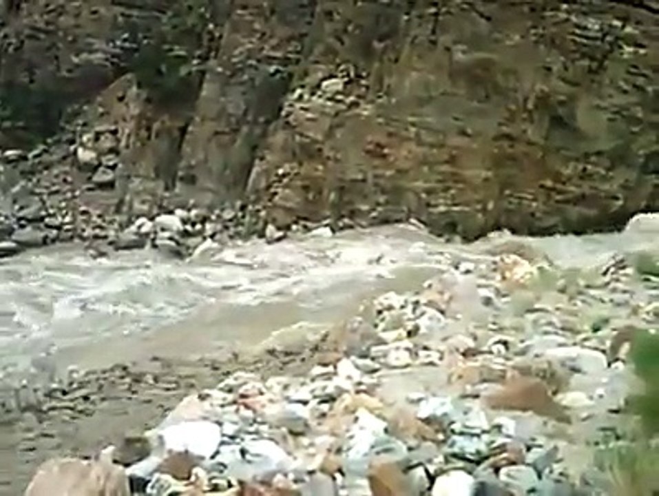 stone flood in pakistan..