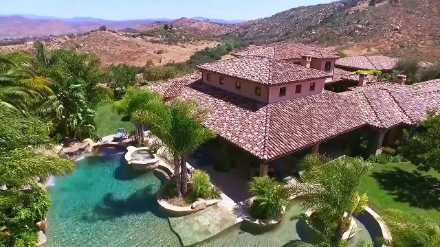 Вершина роскоши в Повэй, Калифорния, США