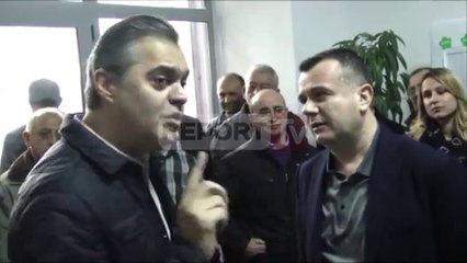 Report TV - Blushi-Ballës: Ik në Librazhd këtu jam unë. Rama:Qentë le të lehin..