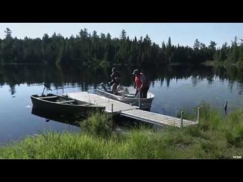 Du Milieu Outfitter Lodge in Quebec