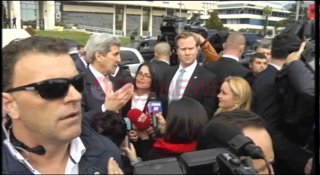 Mesazhi për Kosovën, Kerry nga Tirana: Vazhdoni të ecni përpara- Ora News- Lajmi i fundit-