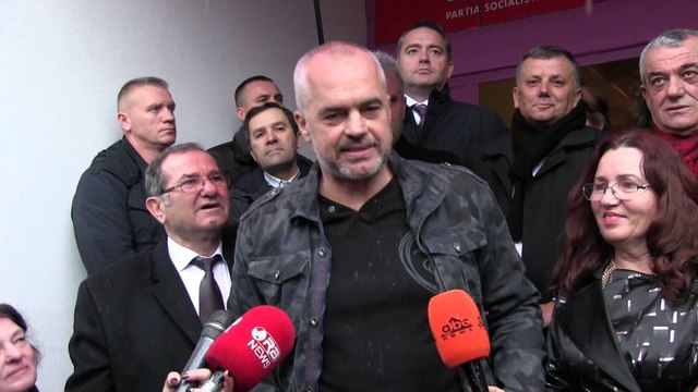 Report TV - Rama ndjek zgjedhjet e Kongresit: Fitorja do jetë më bindëse se 2013