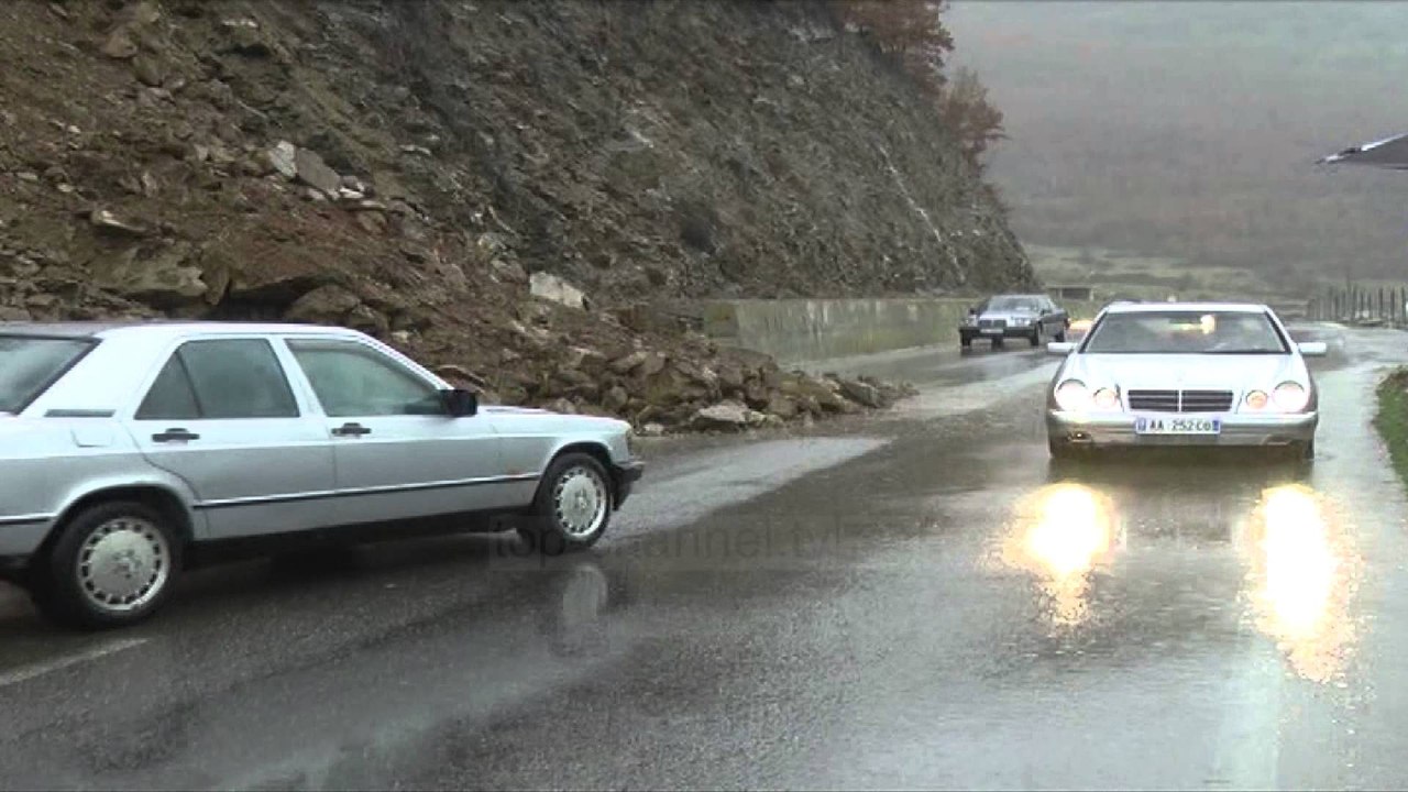 Rikthehen reshjet në Veri, probleme në Rrugën e Kombit - Top Channel Albania - News - Lajme