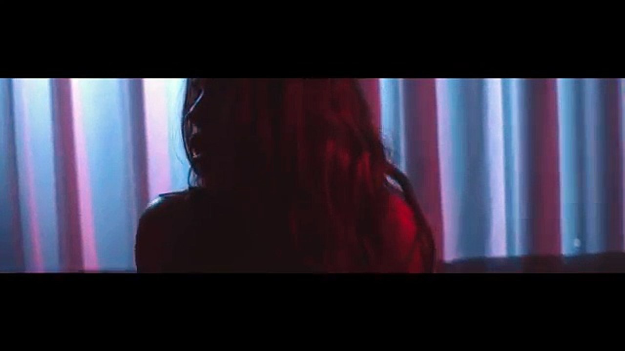 Lariss - Hotline Bling