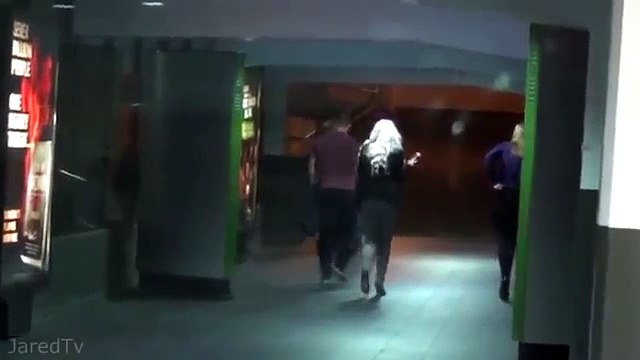 Killer Jigsaw Scare Prank - Halloween Pranks 2016 - Scary Pranks 2016