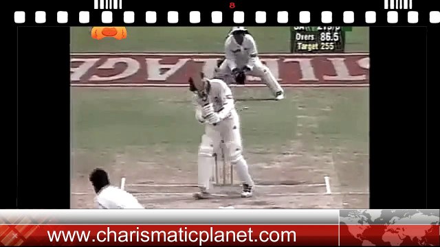 Waqar Younis Killer Blow to Earns First Pakistan Test Win Against South Africa