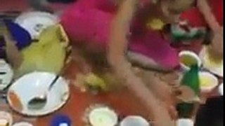 Bangladeshi jatra dance 2016 বাংলাদেশী মাগীদের লেন্টা হয়ে লাগালাগি ও নাচা নাচি দেখুন প্রাবাসী বাংলাদেশি মেয়ে দের কান্ড দেখেন