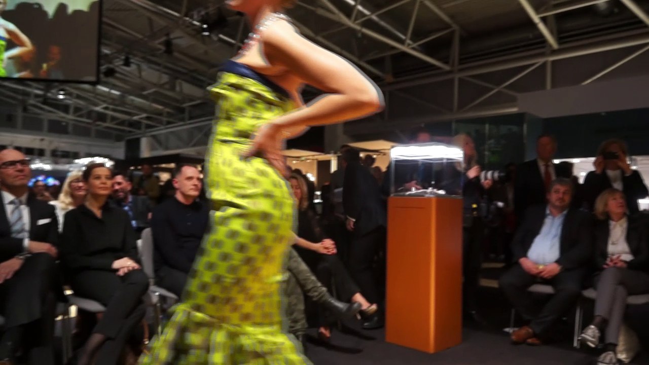 Inhorgenta Opening Show 2016 - Catwalk de Luxe in Halle B1 am 12.02.2016