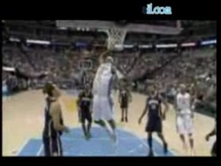 Carmelo Anthony  super Slam Dunk over Indiana