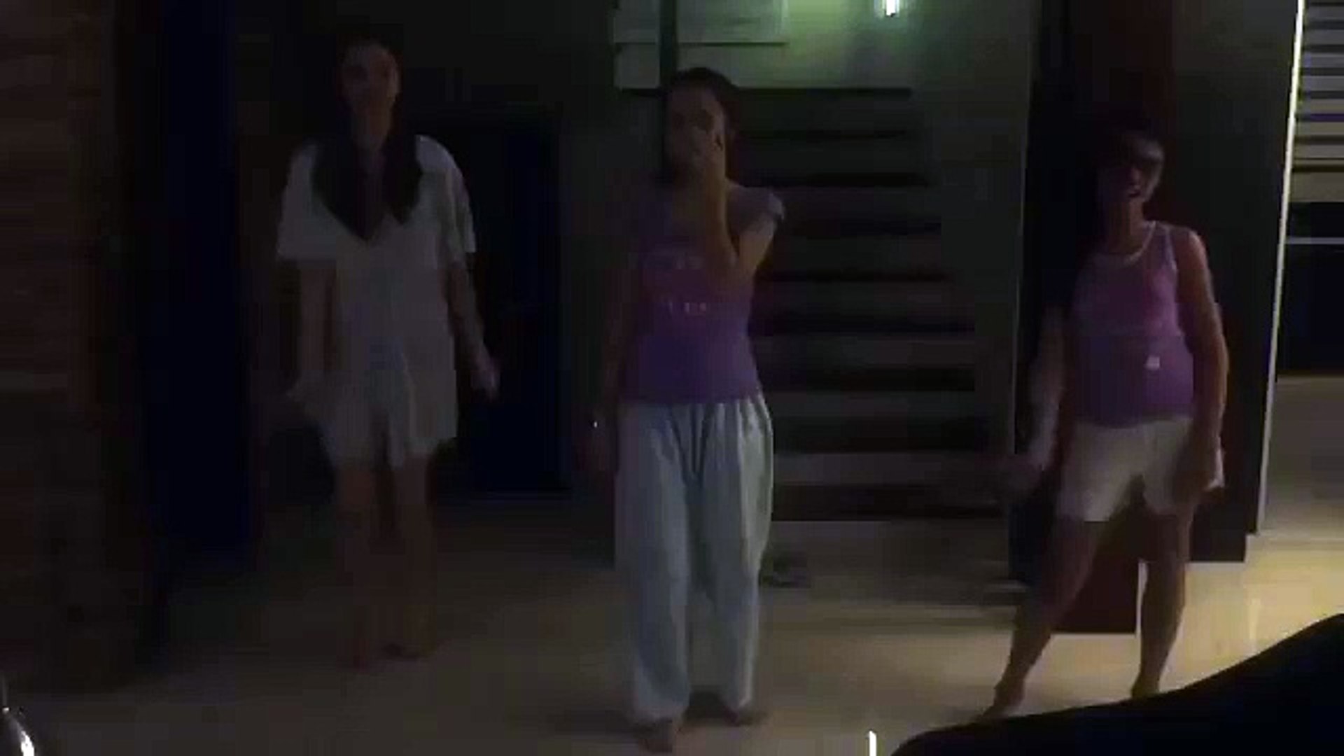 Sunshine Cruz hot mama joins her daughters dances the new step