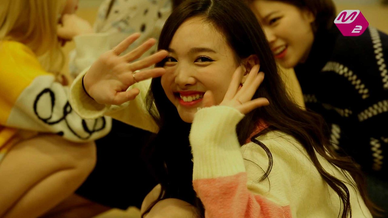 [M2]심쿵 아이컨택 - 트와이스 나연 (부제 - 씹덕미라는 것이 폭oh발oh한oh다oh)