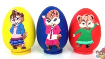 The Chipettes from Alvin and the Chipmunks Play do Surprise Eggs with Little Charmers / TUYC