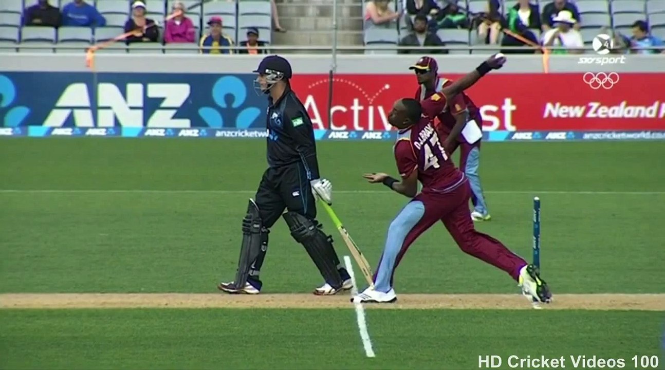 Dwayne Bravo 4 Wickets for 44 vs New Zealand 1st ODI 2013 HD