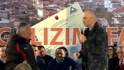 Report TV - Rama: Ruzhdies i morën votat dhe e  lanë me 2 gishta, ne japim legalizime