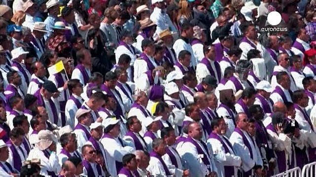 Папа римский: богатство пахнет болью и страданиями