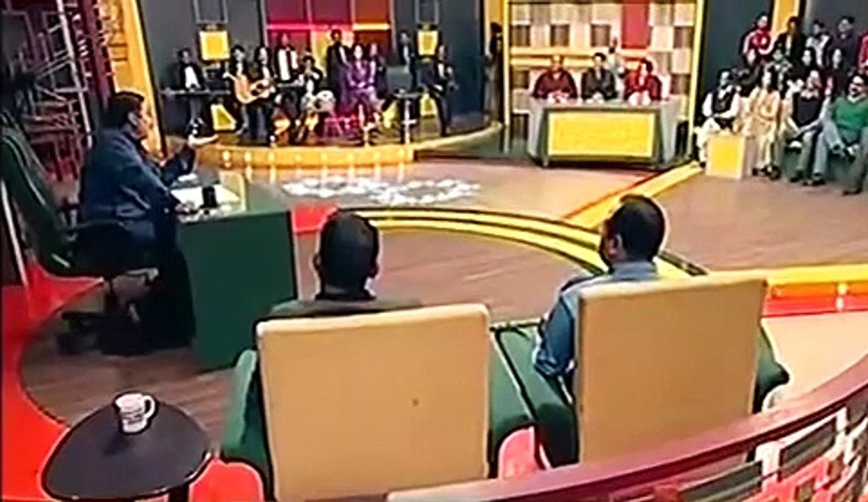 Khabardar with Aftab Iqbal - 14 February 2016 | Express News