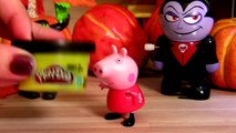 Play Doh Peppa Pig Dress Up as Vampire Halloween Costumes 2015 with Dracula & Swamp Monster