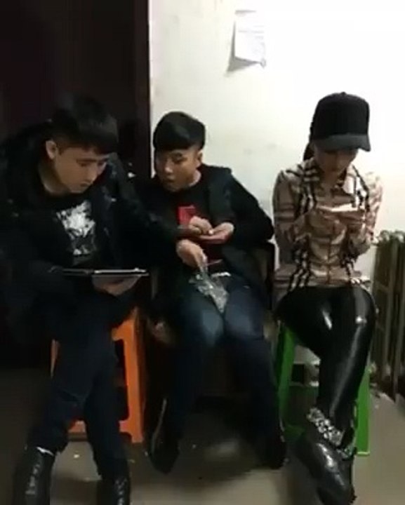 12692267_1553338634979379_2015066739_n