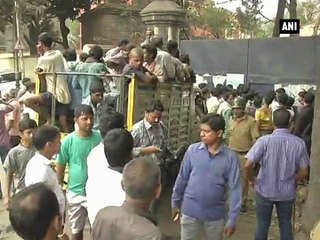 Bikers open fire outside Loreto School in Kolkata