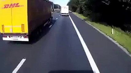 Accidente mortal en una autopista
