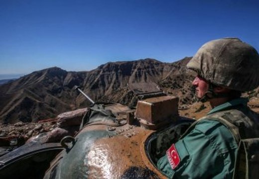 Times'tan YPG'ye Top Ateşi Yorumu: Cehennemin Kapıları