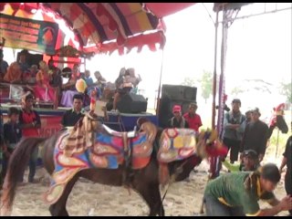 KUDA RENGGONG SIKALONG HIDEUNG