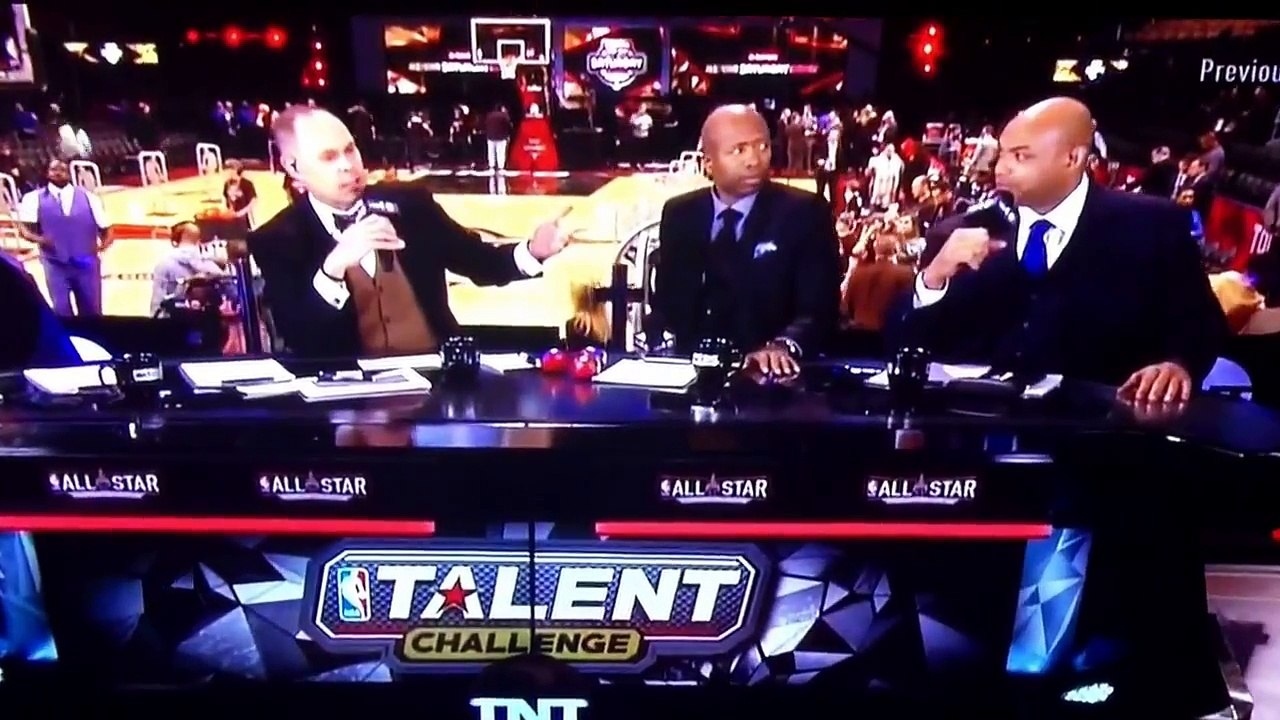 Shaquille O'Neal još uvijek može zakucati