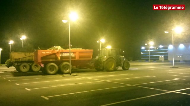 Lannion. Fin du raid nocturne des paysans