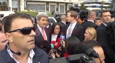 Kerry 60 min takim me Shoqërinë Civile: Politika se lufton dot korrupsionin pa ju- Ora News-