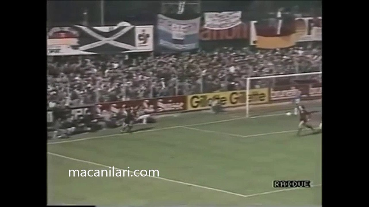 21.10.1987 - 1987-1988 European Champion Clubs' Cup 2nd Round 1st Leg Neuchatel Xamax 2-1 Bayern Münih