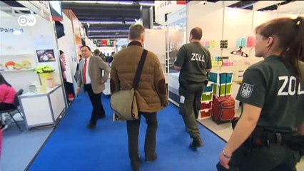 German customs officers crack down on product piracy | Business